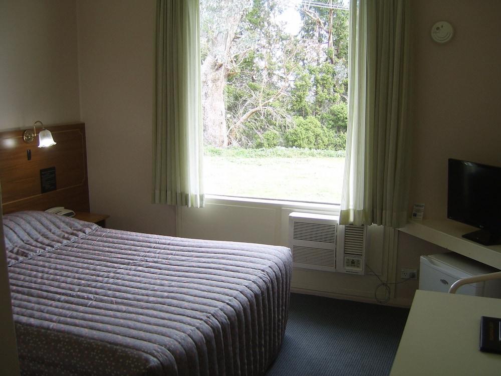 Garden Motor Inn Gundagai Exterior photo