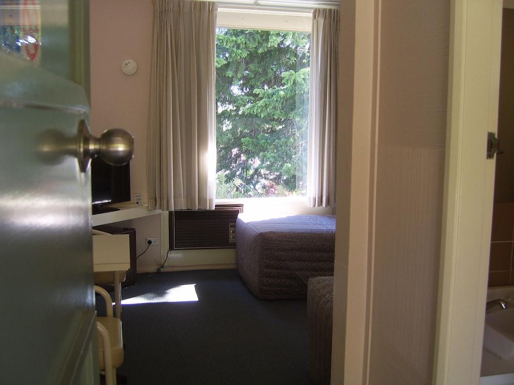 Garden Motor Inn Gundagai Exterior photo